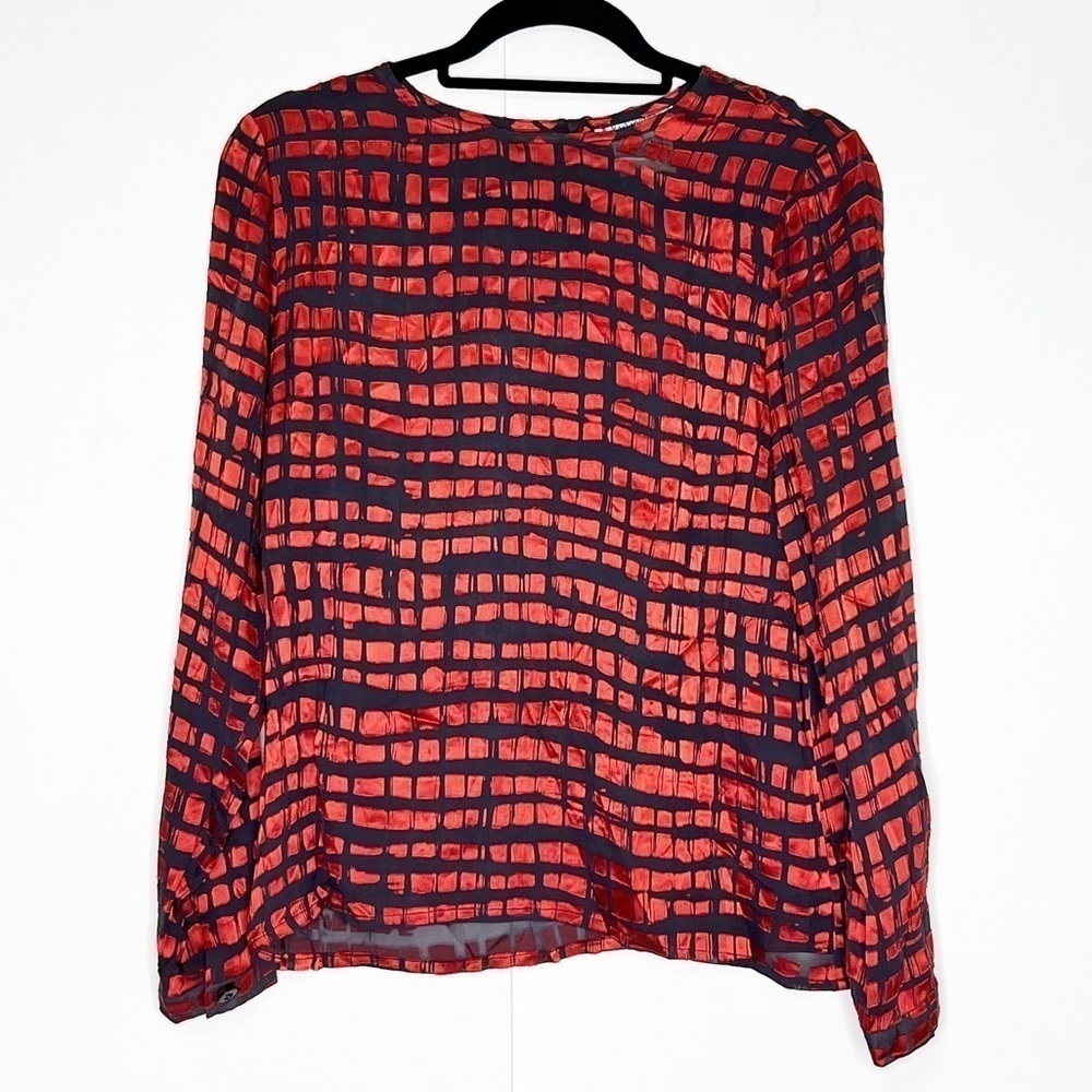Yves Saint Laurent Silk Top‎